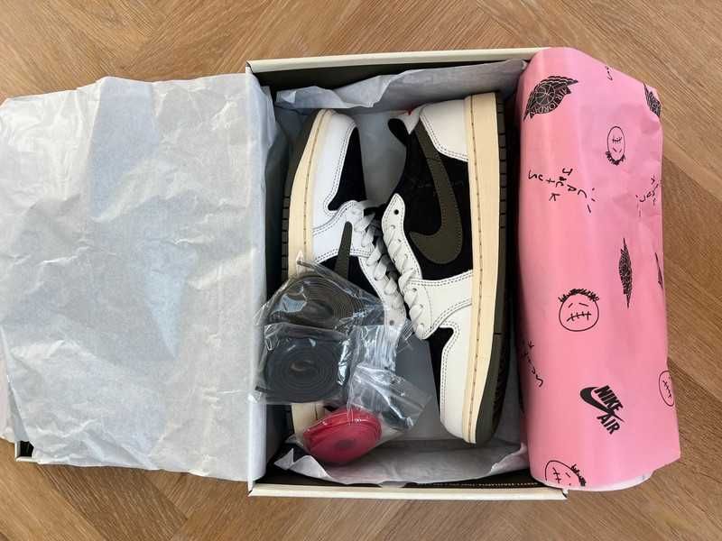 Buty do koszykówki Jordan1LowTravisScottOlive nowy z metką R.41