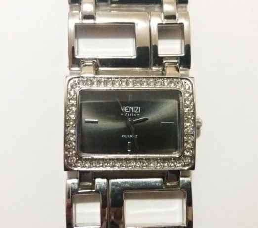 Relógio de senhora modelo "Venezi" + 2 pilhas SR626