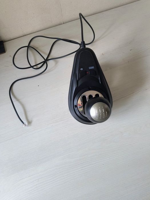 Ігровий руль,педалі та коробка передач з оригінальною коробкою