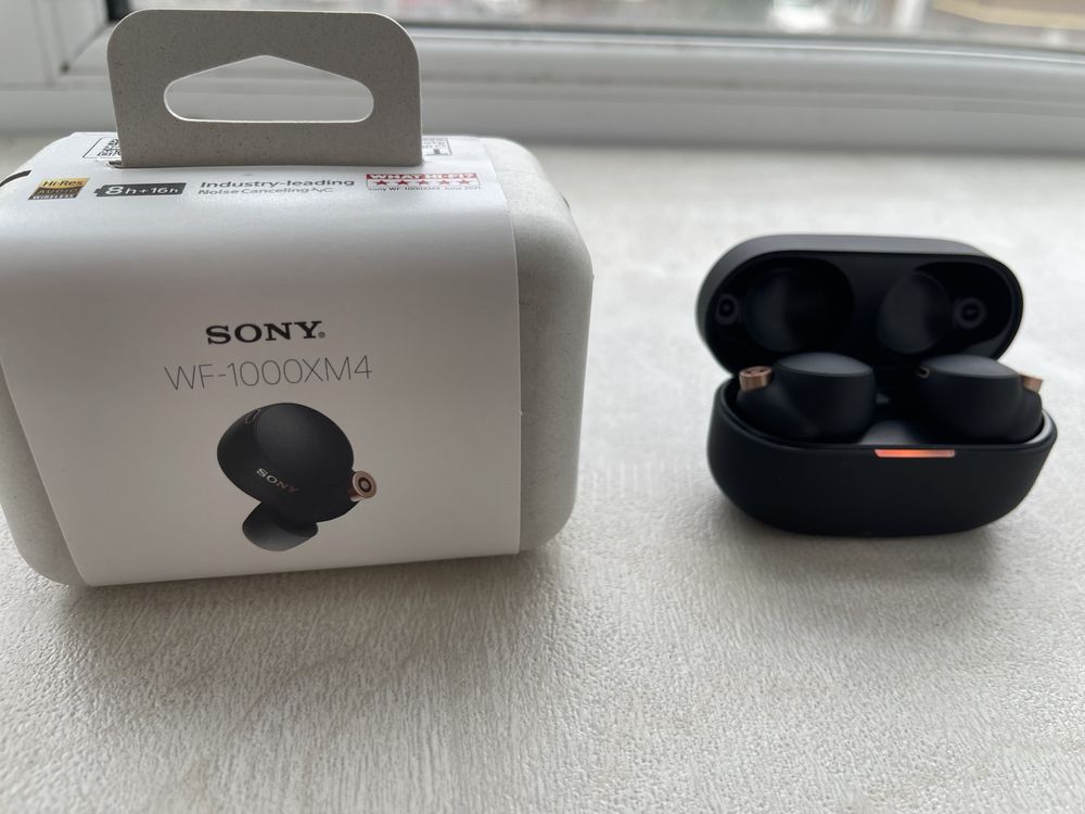 Навушники Sony WF-1000XM4