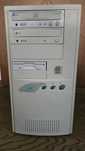 Komputer Retro 1999, Intel Celeron 633Mhz, GeForce 2 MX200, 256MB RAM.