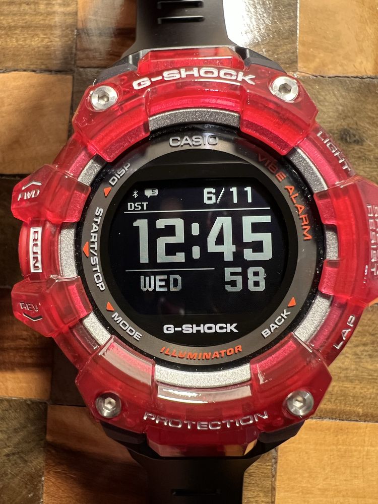 Casio G-SHOCK GBD 100 - bluetooth smart, licznik krokow