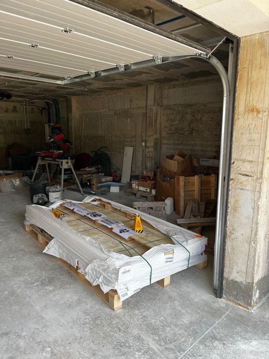 3 Painéis Solares Aiko 595W Bifaciais – Novos, Selados