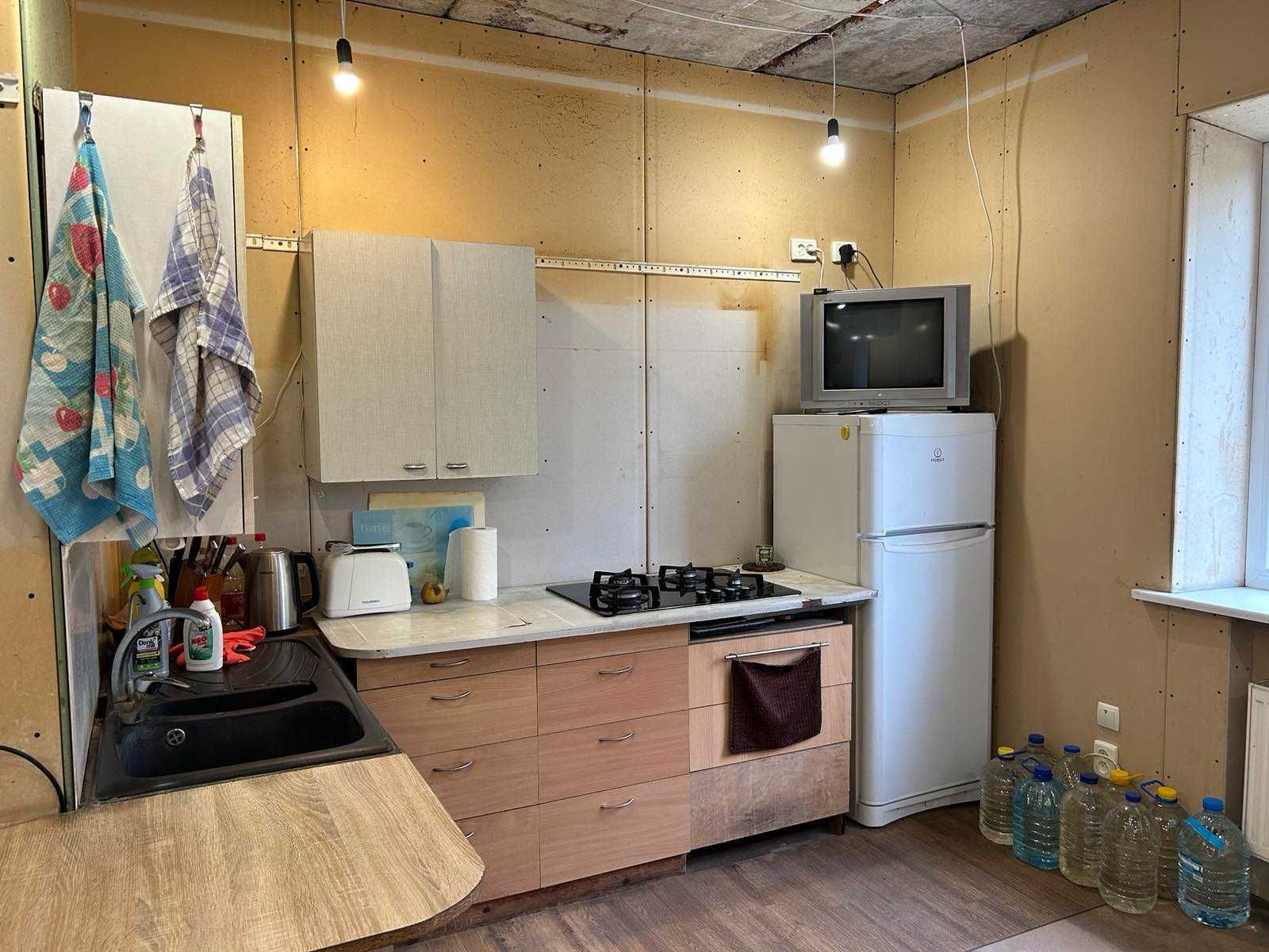 Продам  дом-Краснополье в 2 этажа +12 соток земли, по разумной цене!