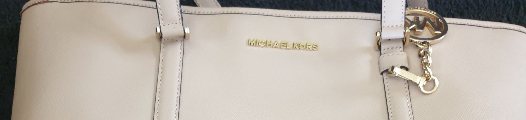 Mala Michael Kors