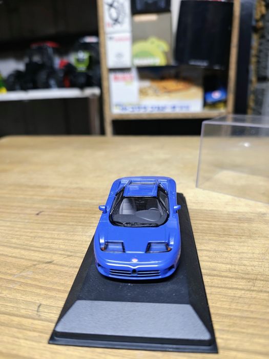 Model bugatti minichamps