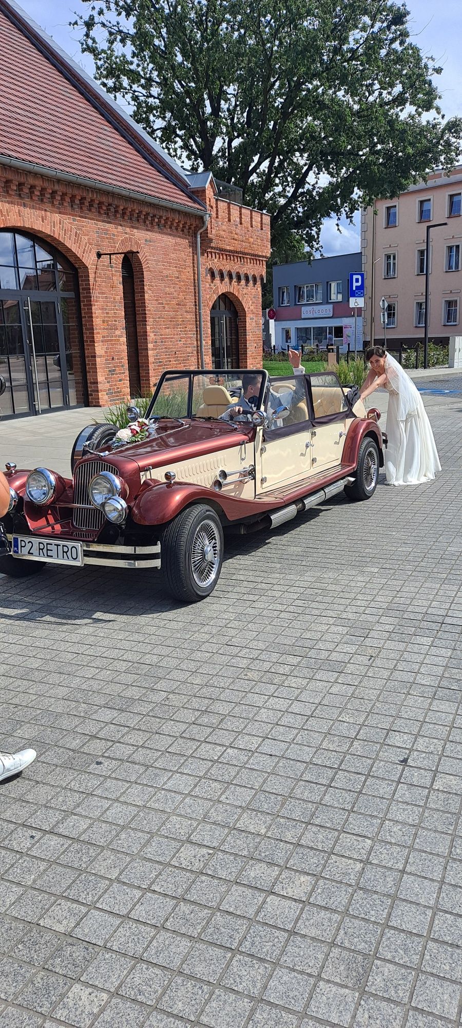 Samochód retro na ślub, wesele Alfa ślubny zabytkowy klasyk samochód