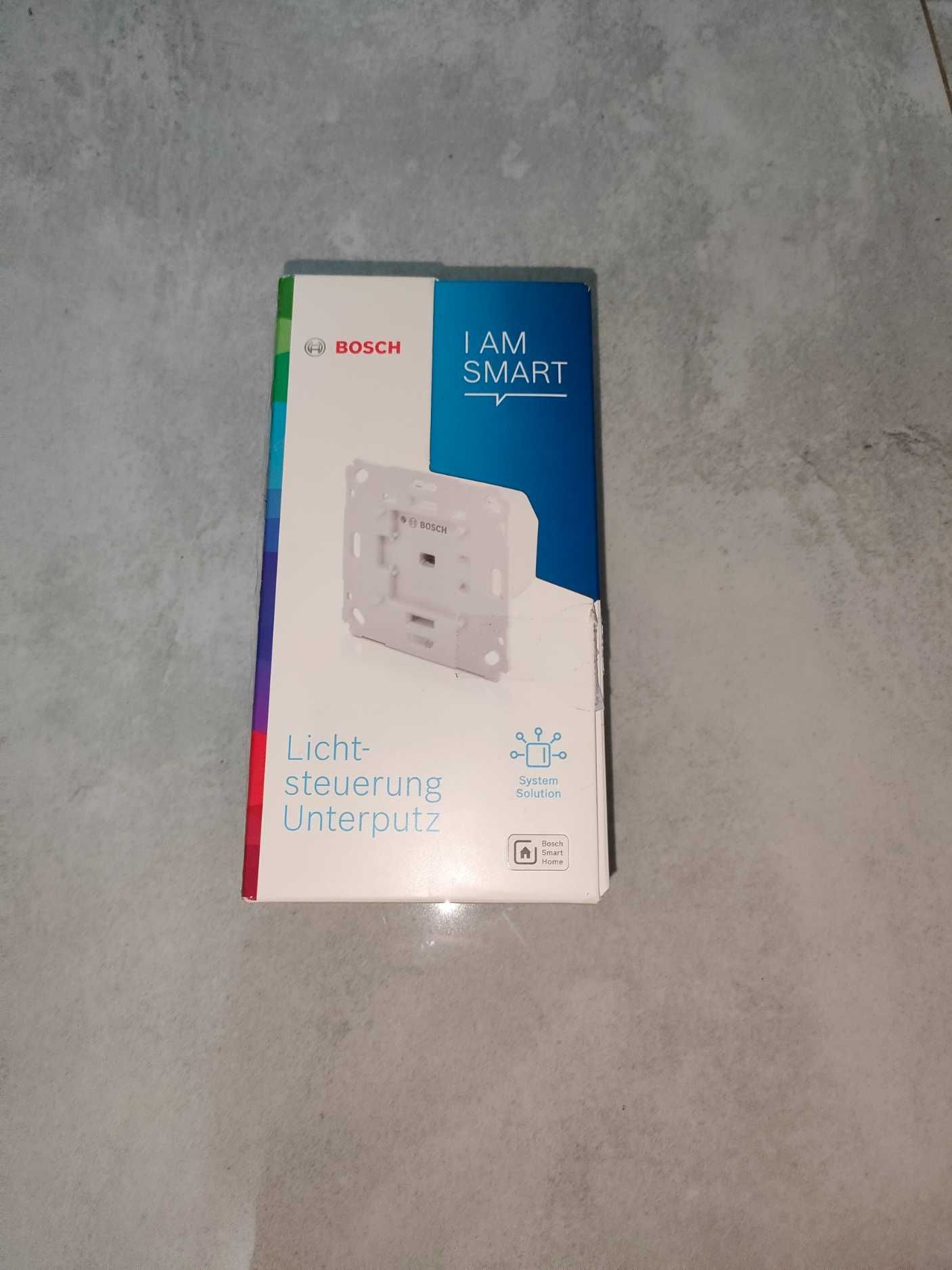 Sterownik oświetlenia BOSCH Light Control In-wall