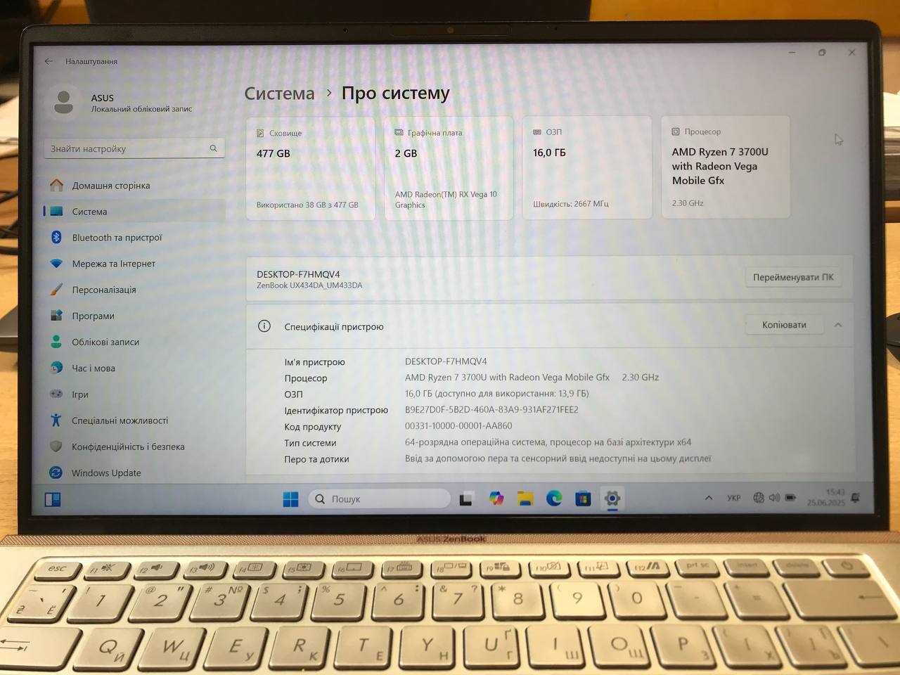 ASUS ZenBOOK UM433D та Apple iPad Air A1474 Wi-Fi 16GB