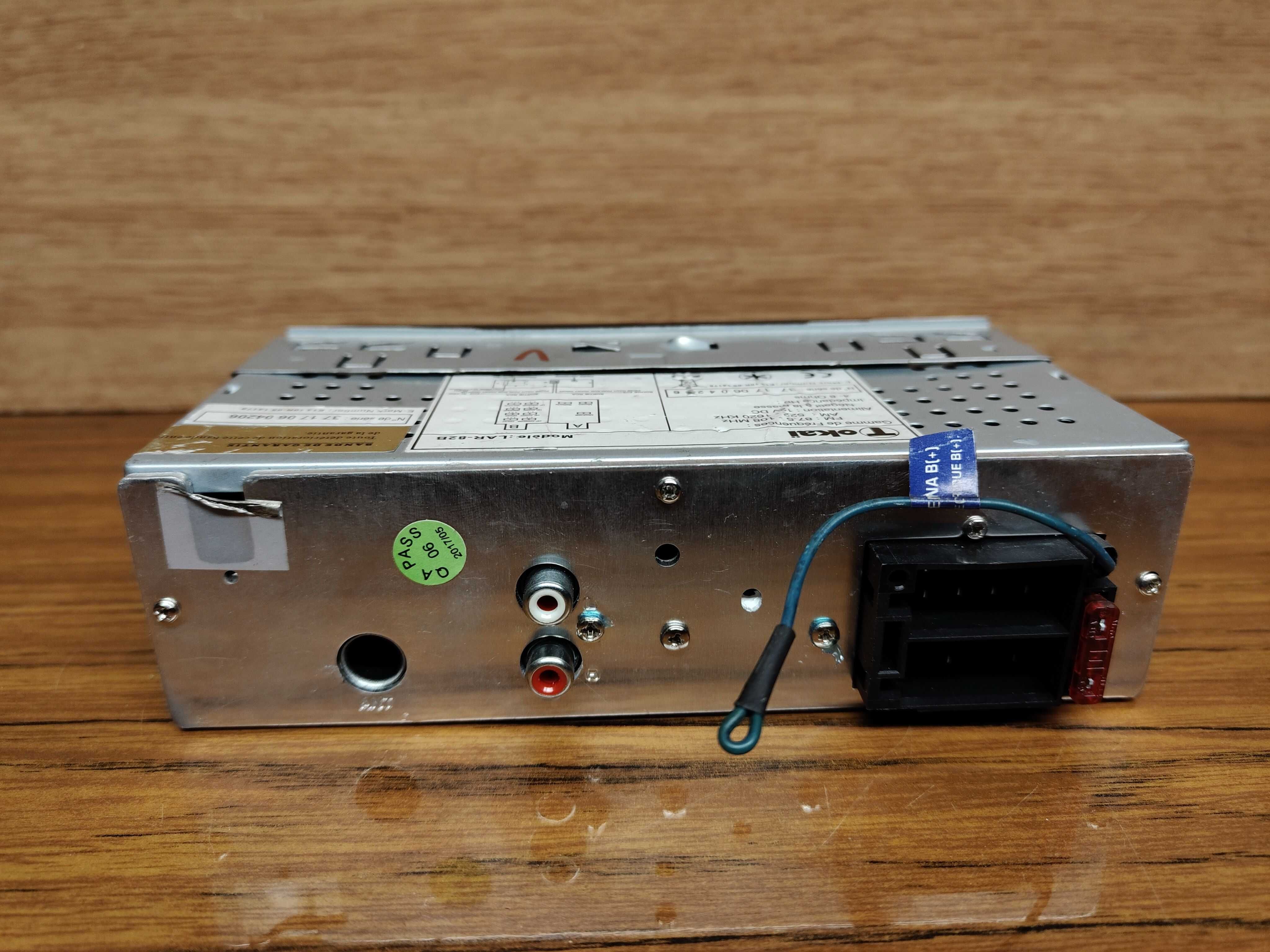 radio tokai bluetooth/mp3/usb/aux/sd lar-82b