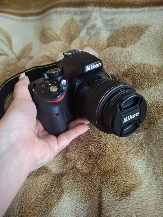 • Продаю фотоапарат Nikon D5200 в ідеальному стані