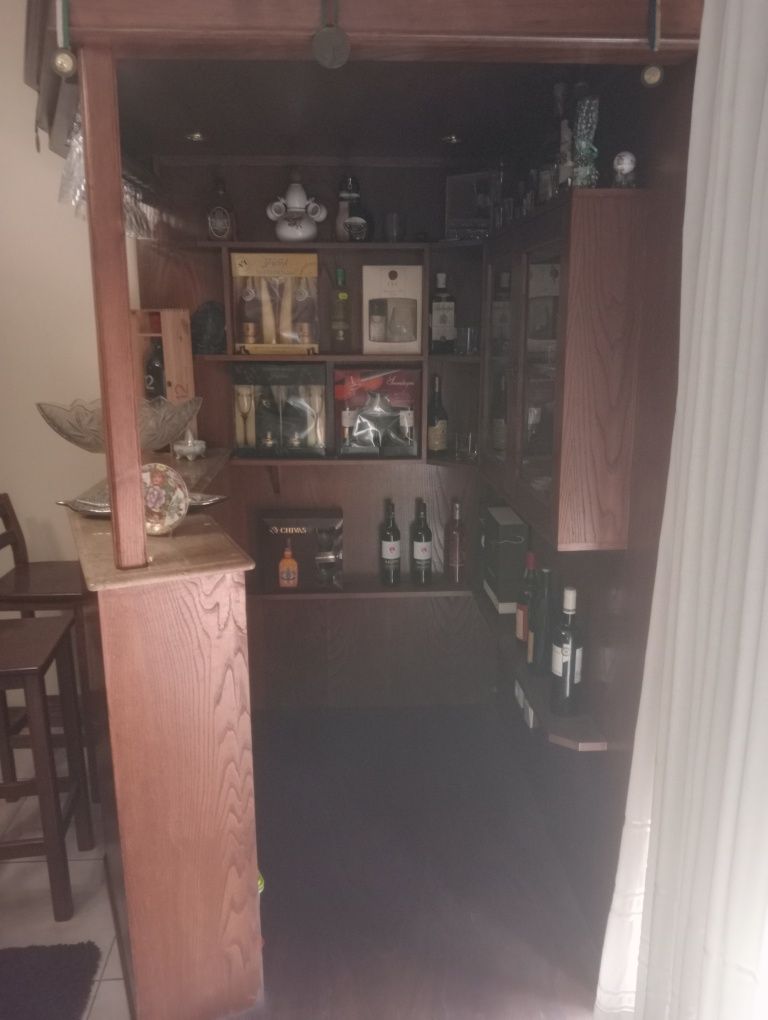 Móvel em bom estado