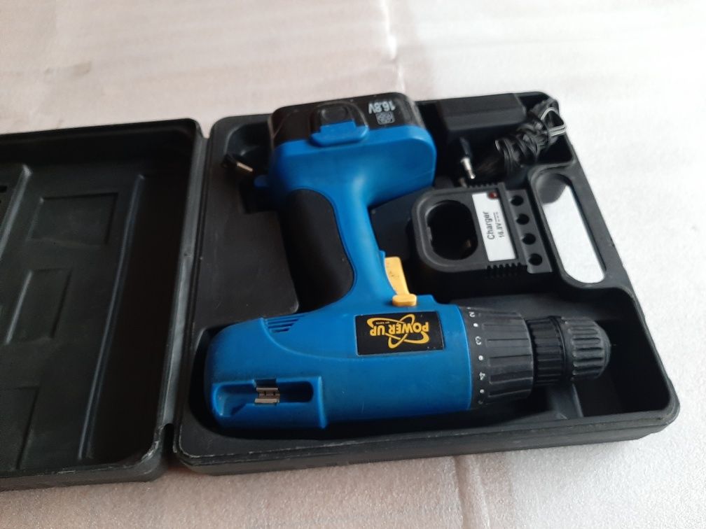 Wkrętarka Power UP Mocna 16,8V komplet.