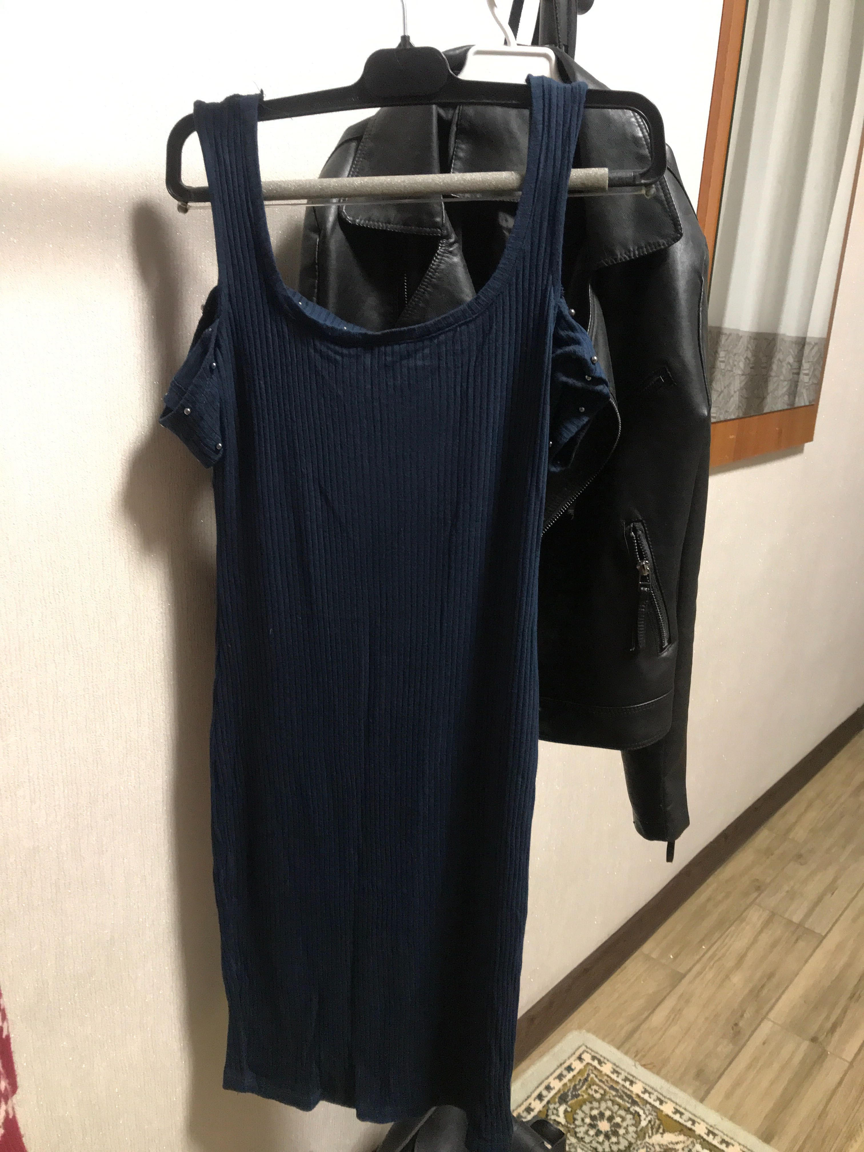 Сукня, M розмір.