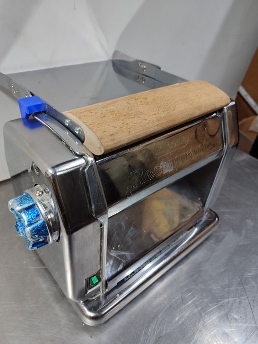 Тестораскатка настольная