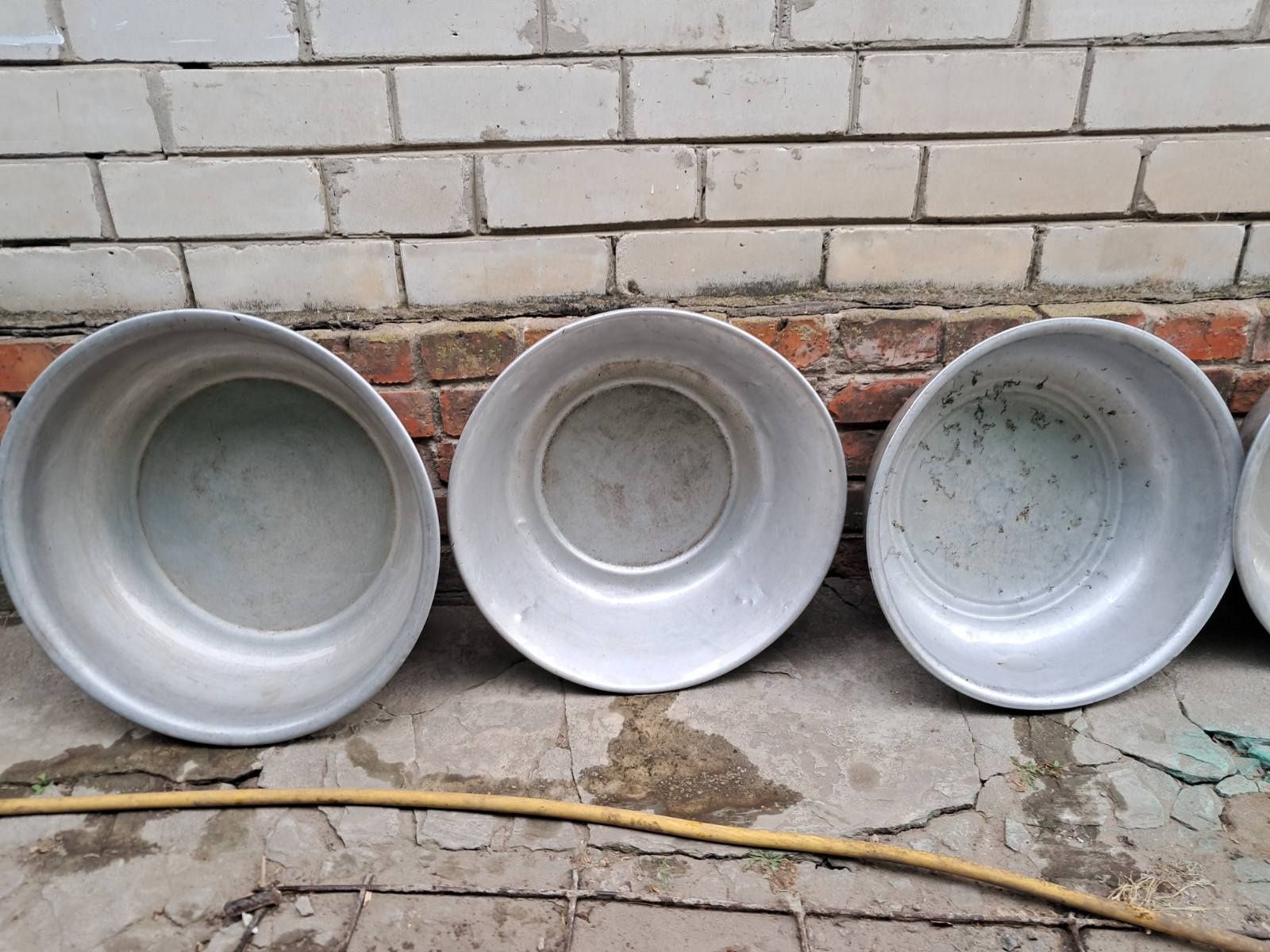 Продам алюмінієвий посуд, емалірувана миска