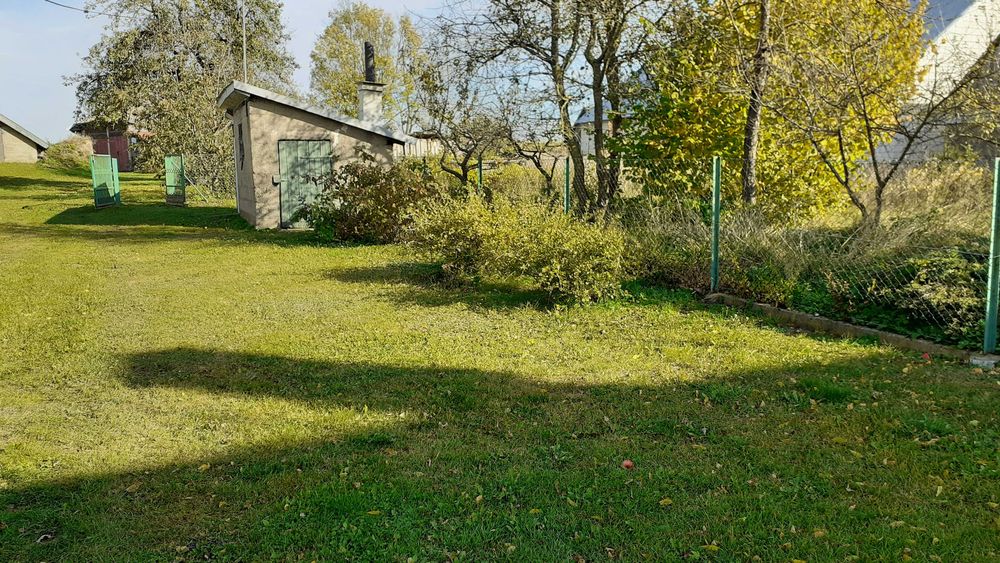 Urokliwe siedlisko w Cieśnisku Wielkim, gm.Janów.