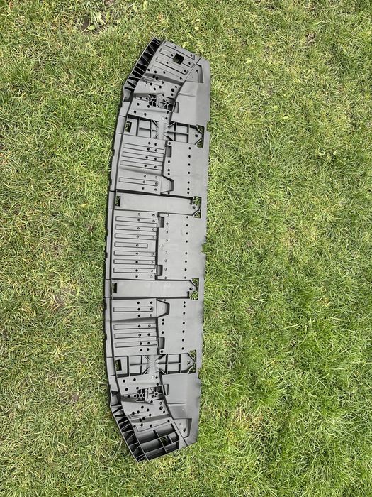 Защита переднего бампера центральная Audi Q3