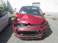 Citroen C4 Picasso після ДТП, двигун та коробка цілі, потребує ремонту