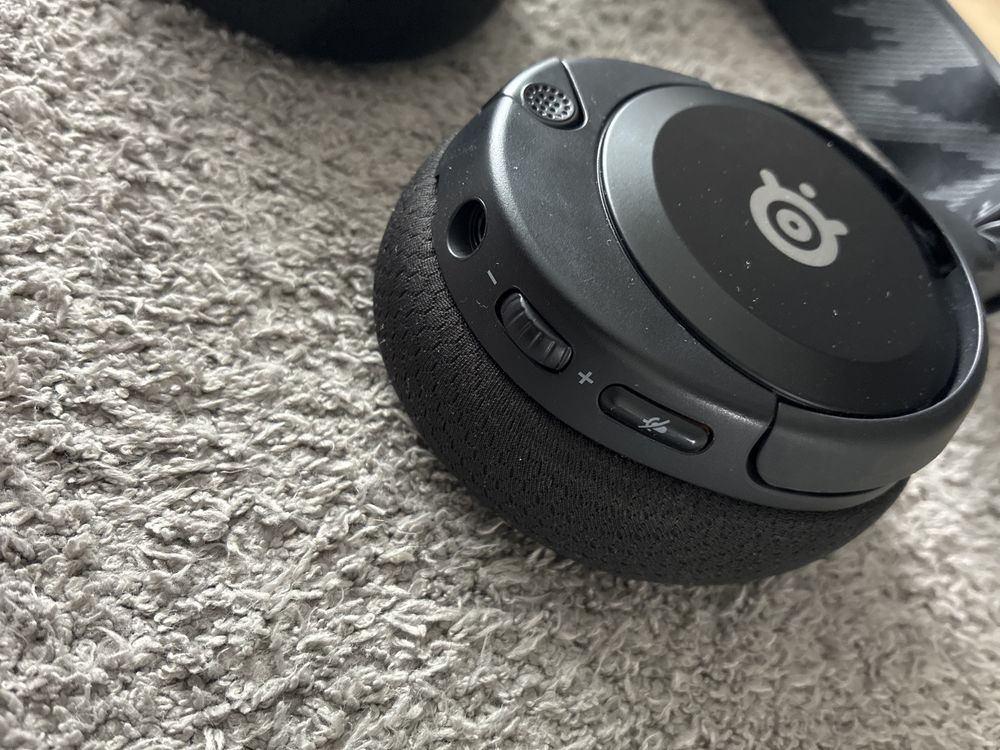 Słuchawki Steelseries Arctis Nova 1