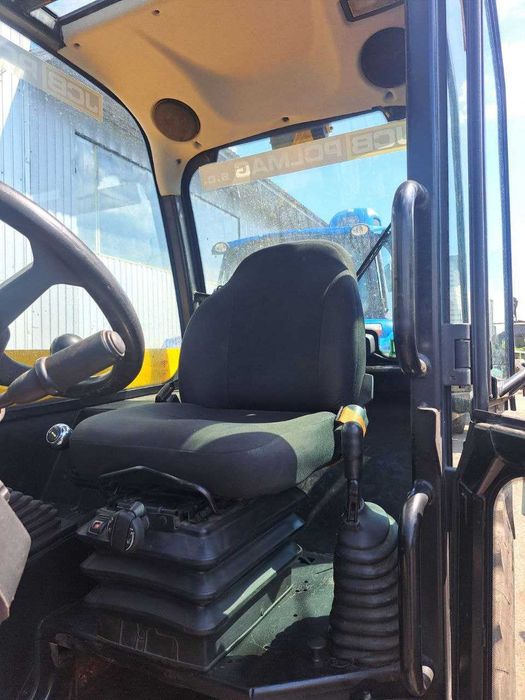 Телескопічний навантажувач JCB 531-70