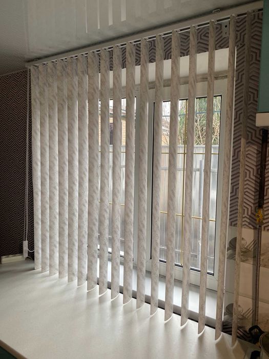 Пластикові вертикальні жалюзі від виробника | Швидко та недорого |