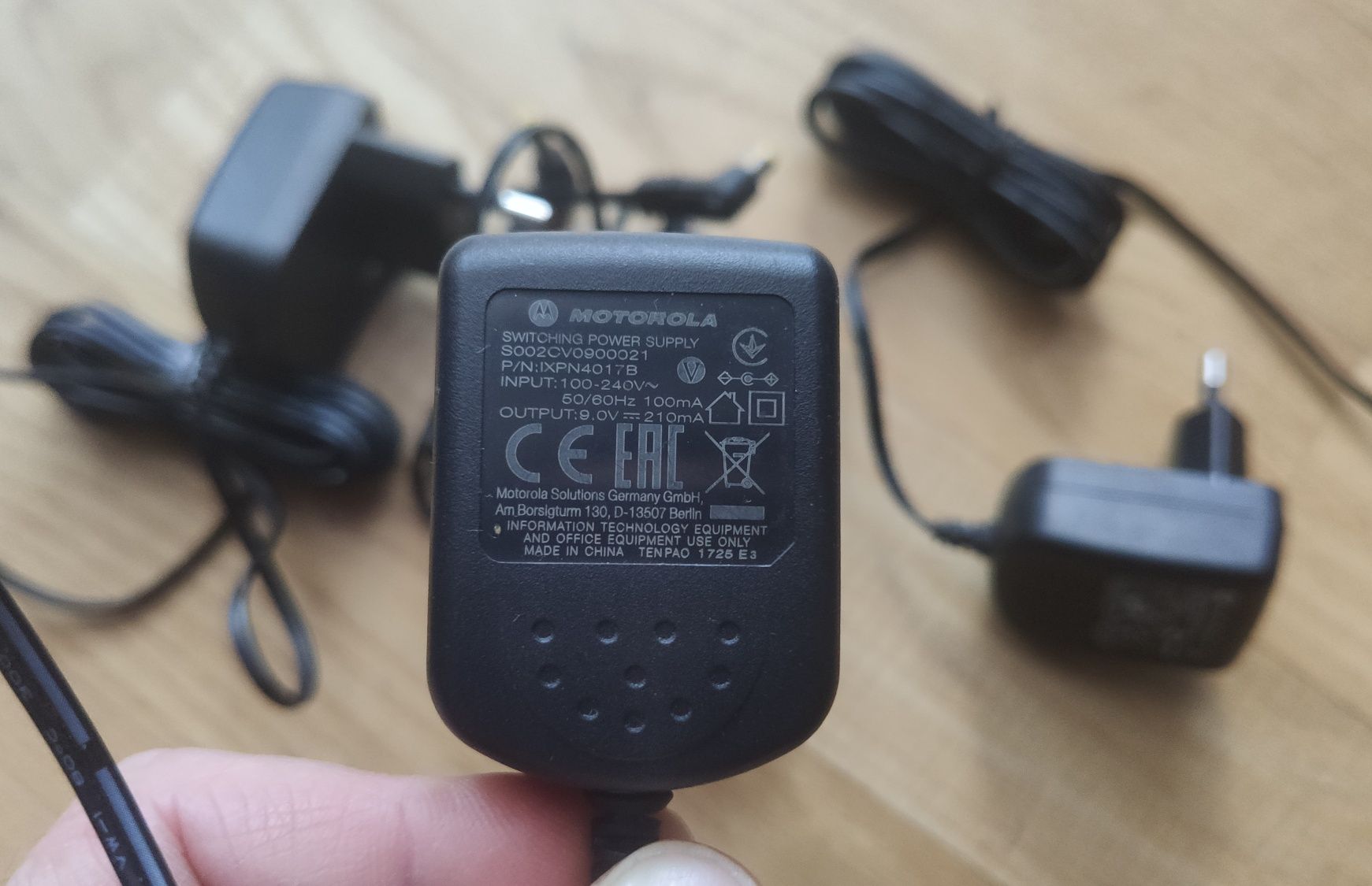 Зарядка, зарядний стакан Motorola TLKR T50, T60/80