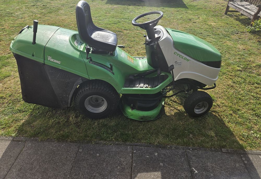 Traktorek kosiarka, silnik briggs stratton