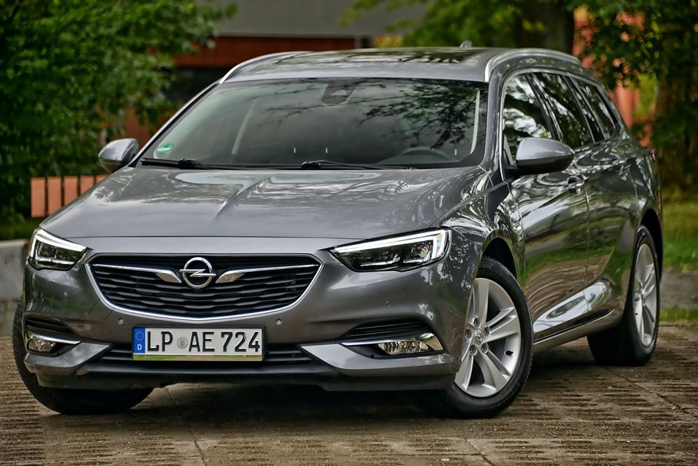 Opel Insignia 2.0CDTi 170KM 4X4 Full LED Navi KAMERA Panorama PDC Asys Pasa EL KLAPA