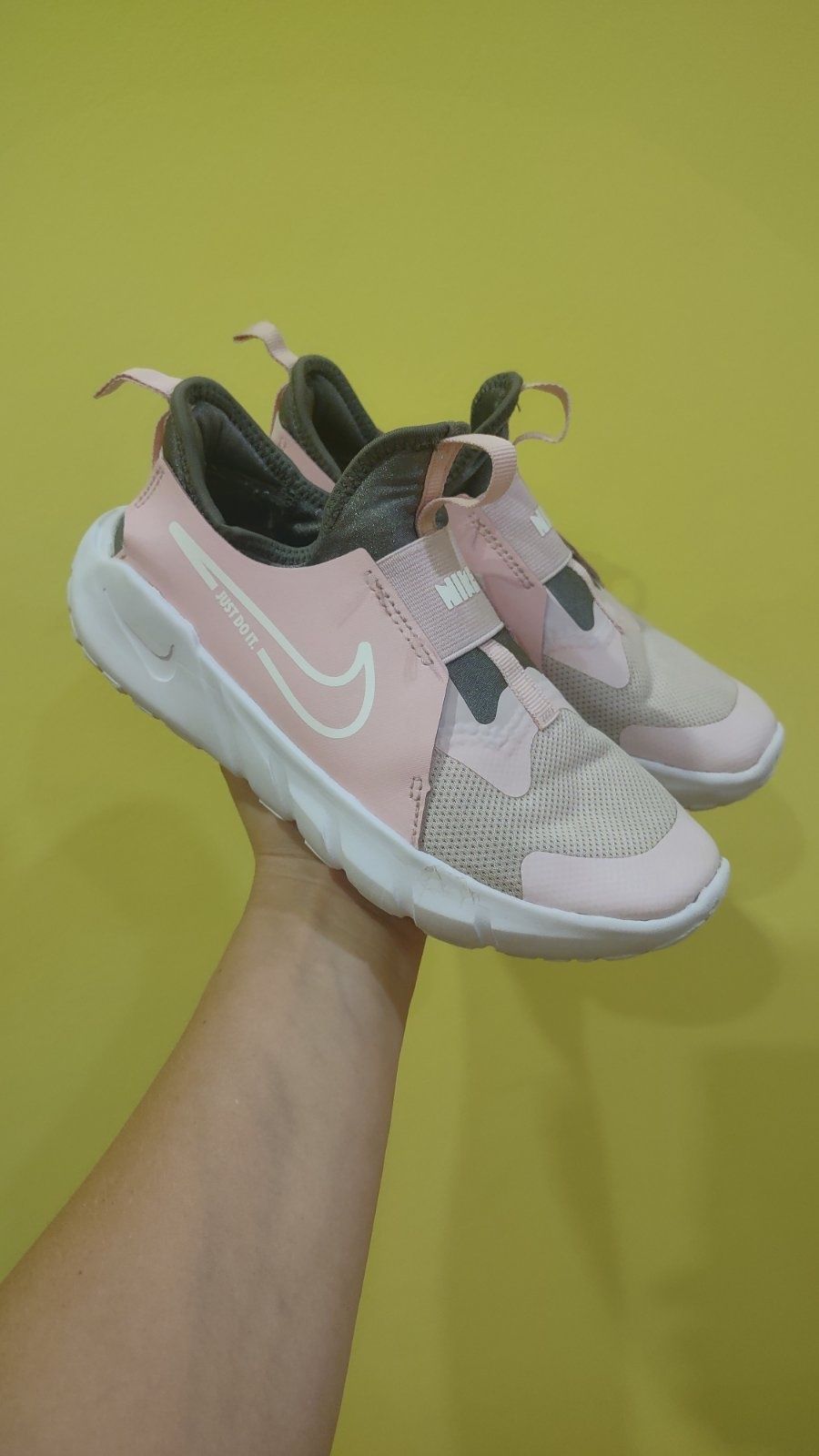 Взуття Кросівки Nike 34 р