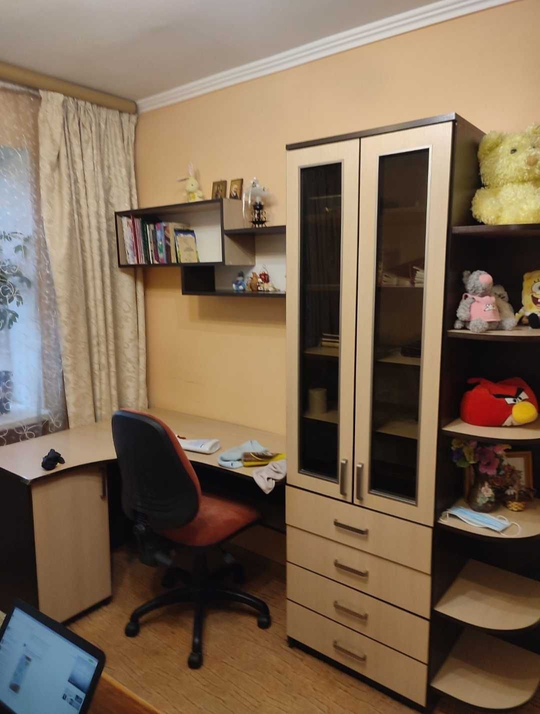 Продам 3 кімнати