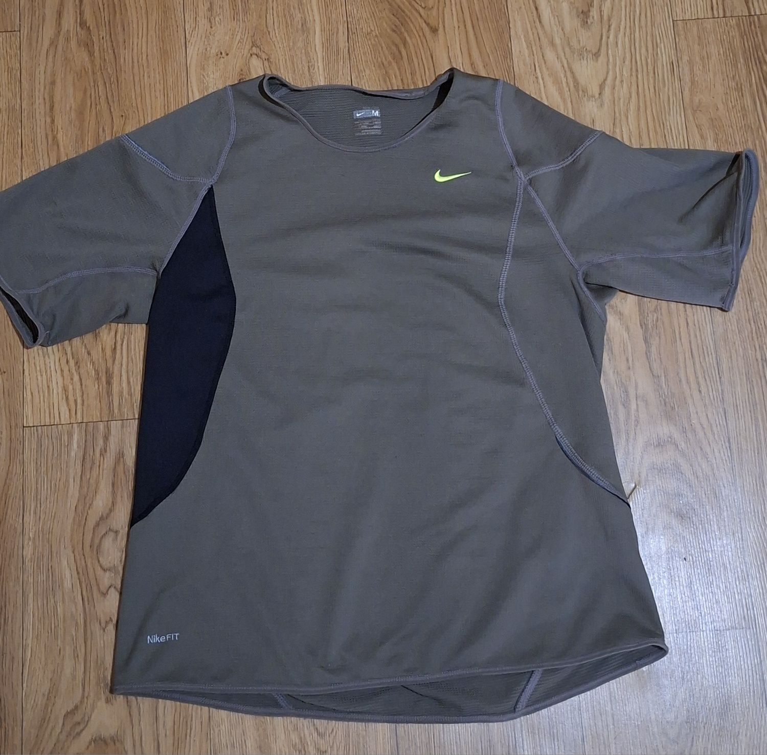 футболка Nike Fit