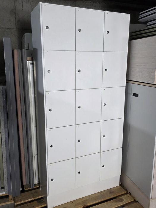 Szafka skrytkowa 15-komorowa szafka pracownicza locker biała,