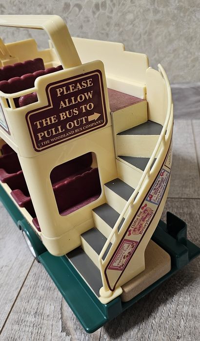 Будинок Silvanian Families. Автобус Sylvanian Families