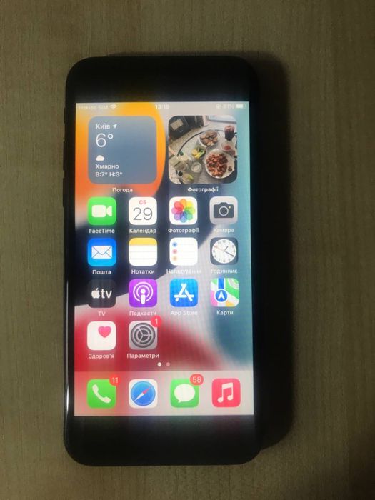 Продам iPhone 7 32GB б/у