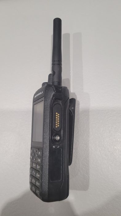 радиостанция Motorolla R7