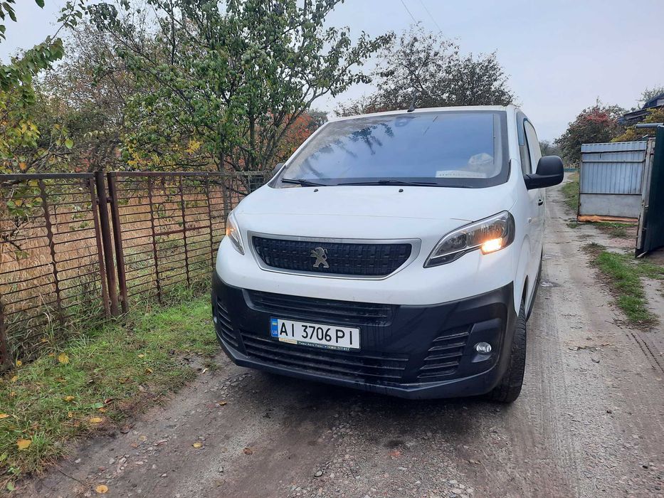 Продам авто Pegout 2018