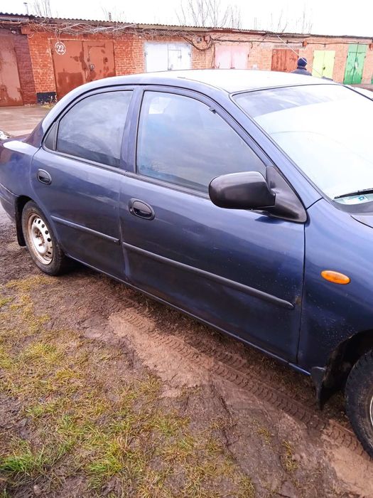 Продам Мазда 323