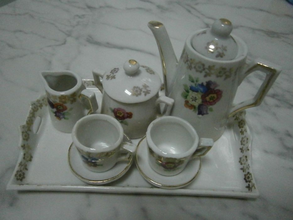 Miniaturas porcelana, brinquedo anos 1930