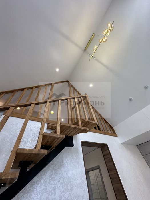 Здається дуплекс| Ріверсайд