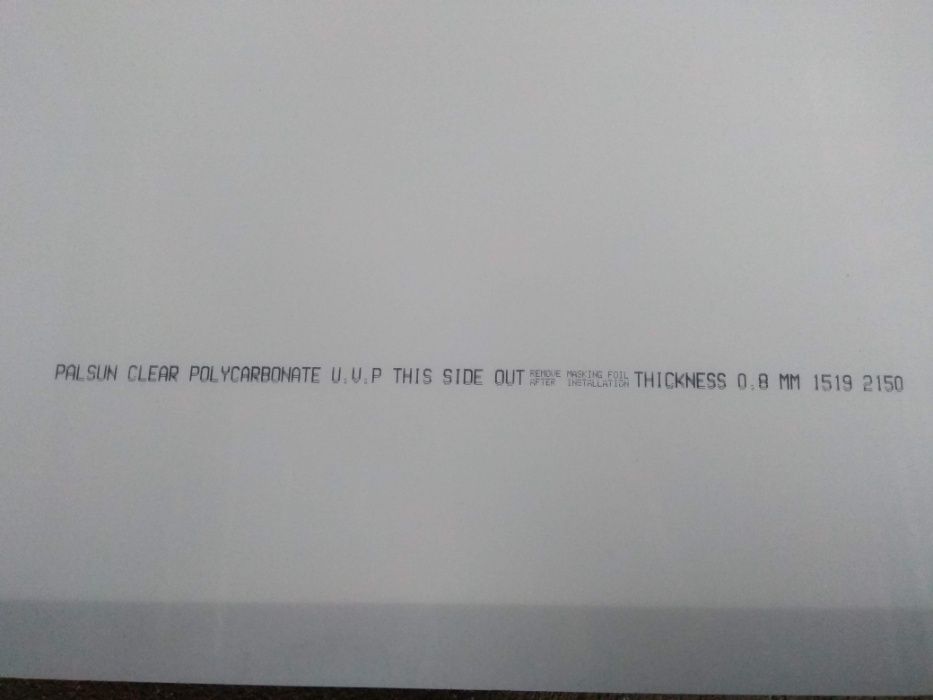 Тонкий монолітний полікарбонат 0.8 та 1.0 мм (Англія)