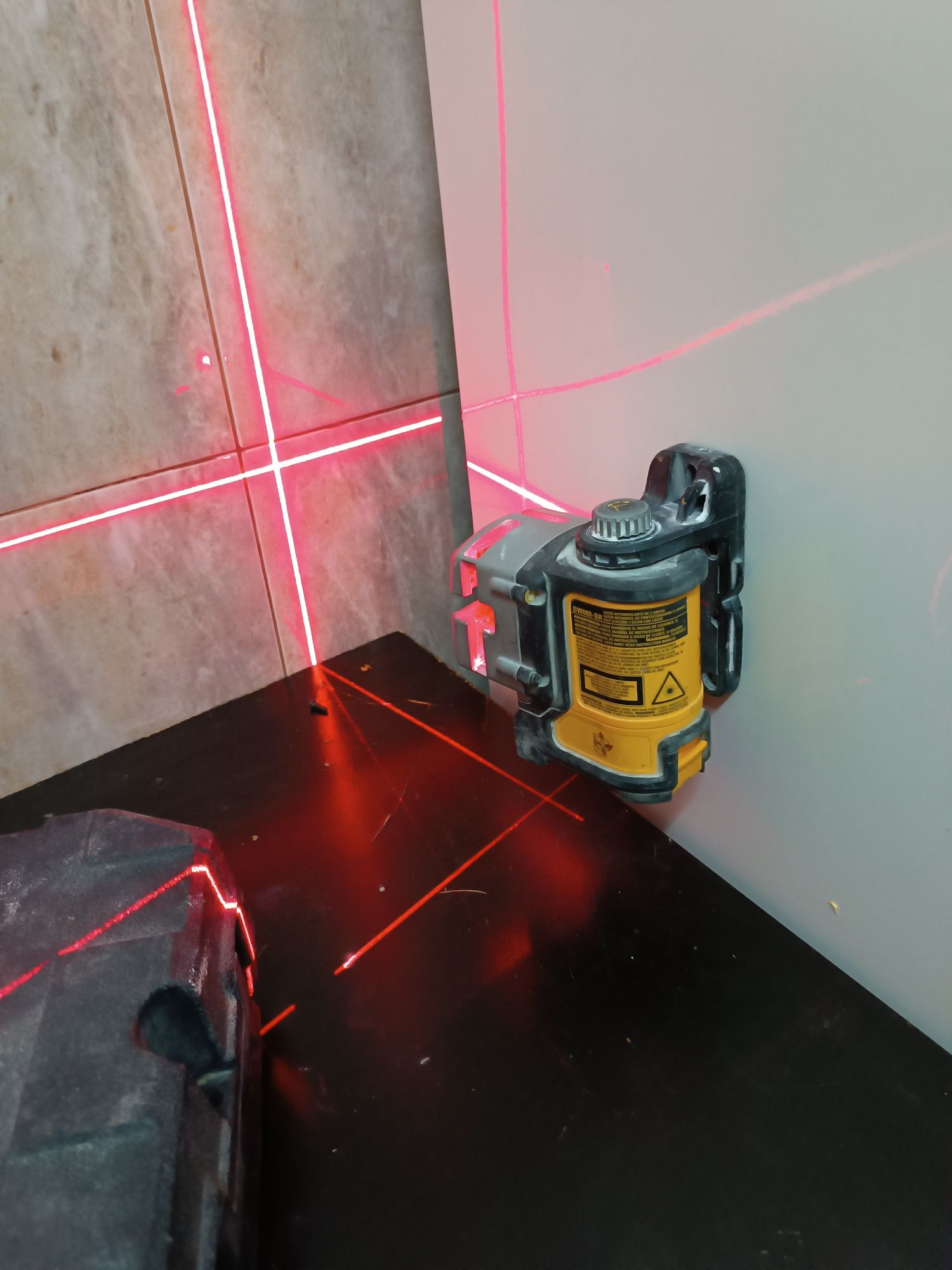 Laser dewalt a pilha