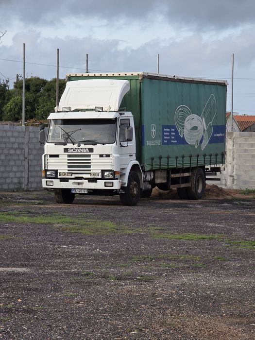 Camião Scania 93M 230
