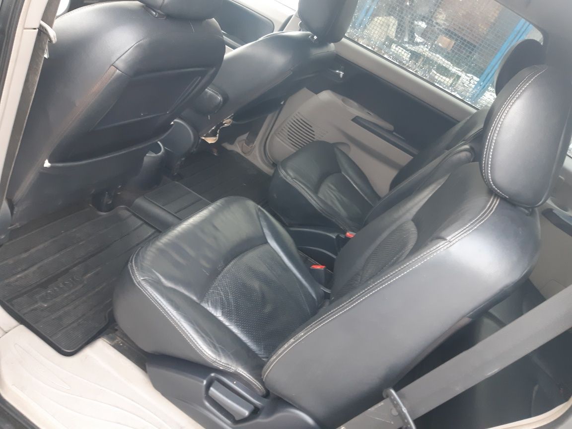 Разборка Mitsubishi Grandis  2.4 Атомат