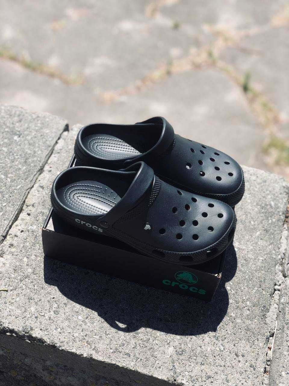 Стильные Crocs мужские Для отдыха на море! Dark Black легкі Крокси