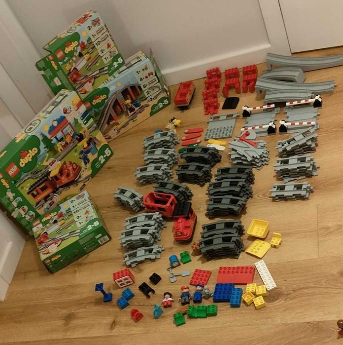 lego duplo kolejka pociag tory wiadukt zestawy 10874, 10872 i 2x 10882