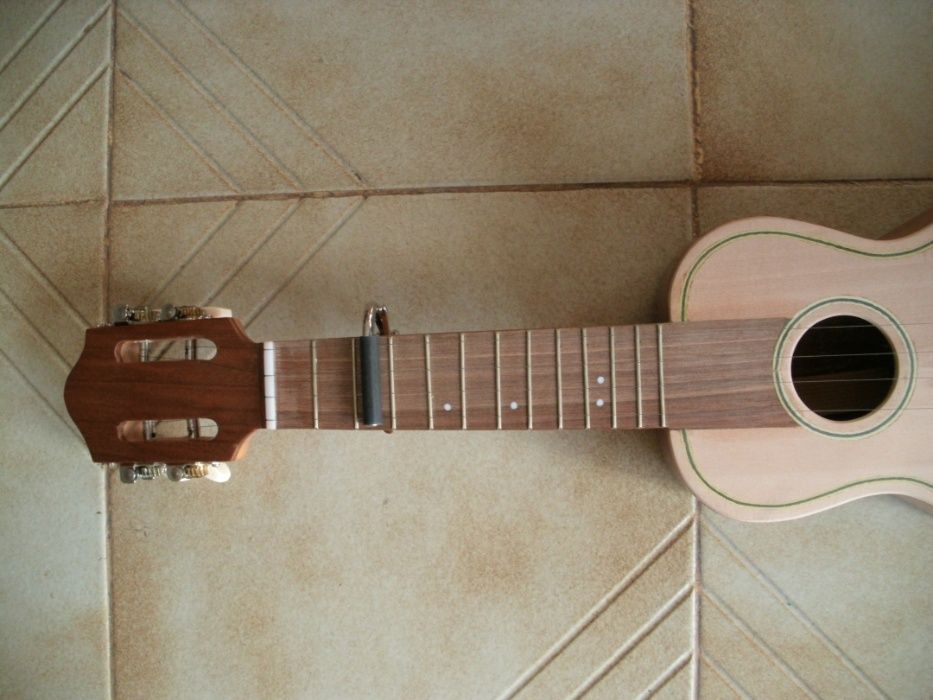 Vendo Surdina Transpositor para cavaquinho ou Bandolim