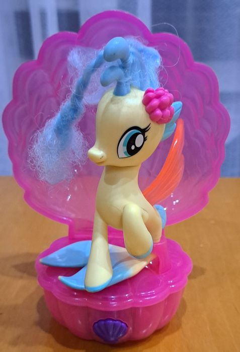 Koniki May Little Pony pozytywka. Gra i świeci