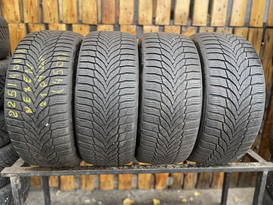 225/40 r18 шини резина зима (8,5мм стан нових)