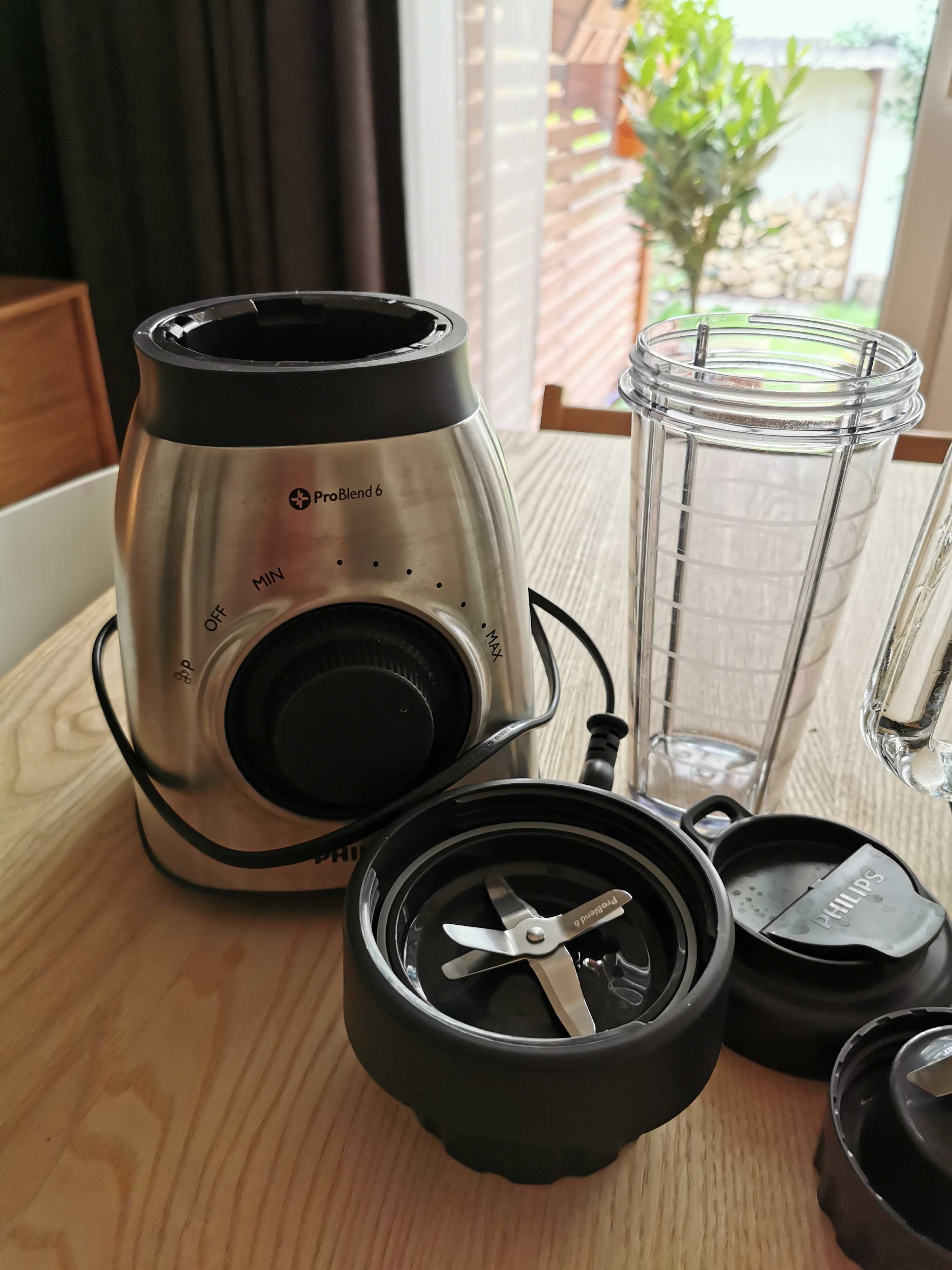Blender kielichowy Philips ProBlend 6 pojemność 1,5 l
